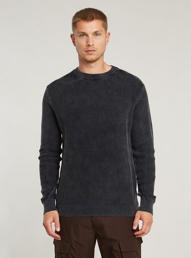 Serrated Knitted Sweater